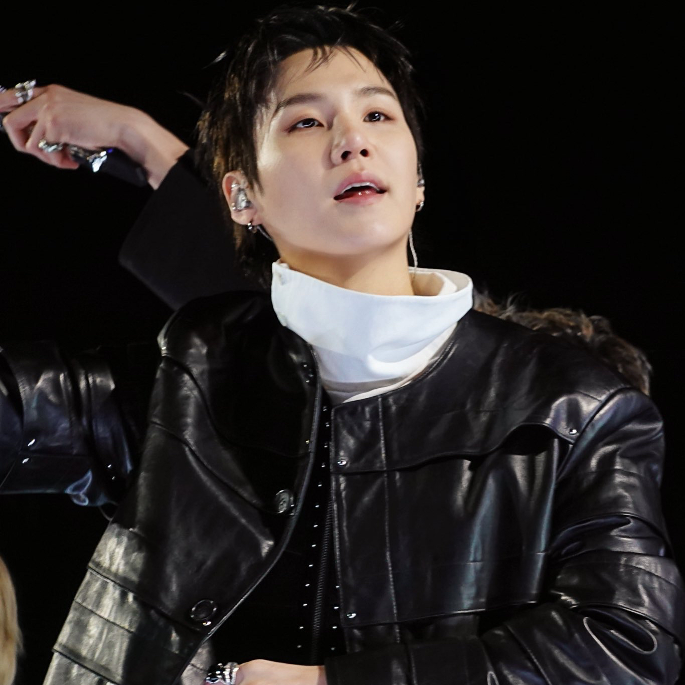 SUGA (BTS)の舞台裏ショット