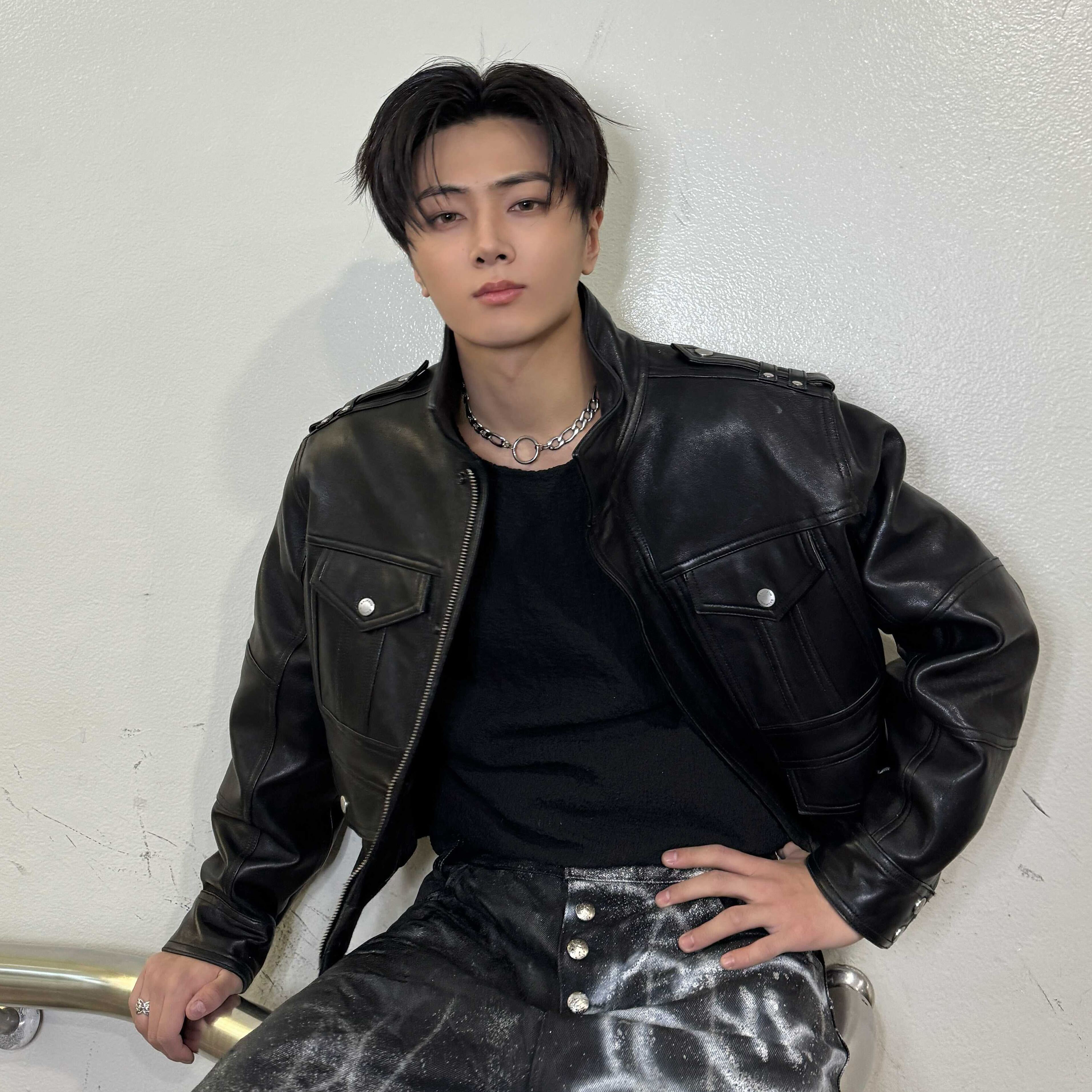 제이 (ENHYPEN) 최근 활동샷