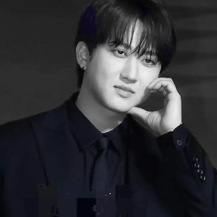 Latest photo of Changbin (Stray Kids)