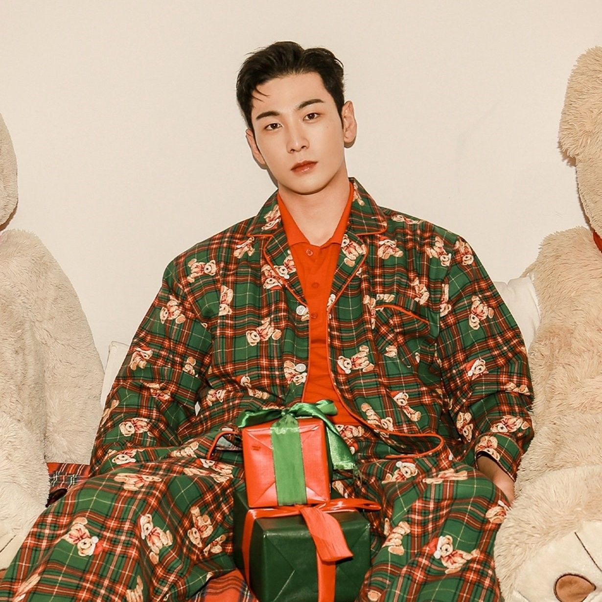 Latest photo of Baekho