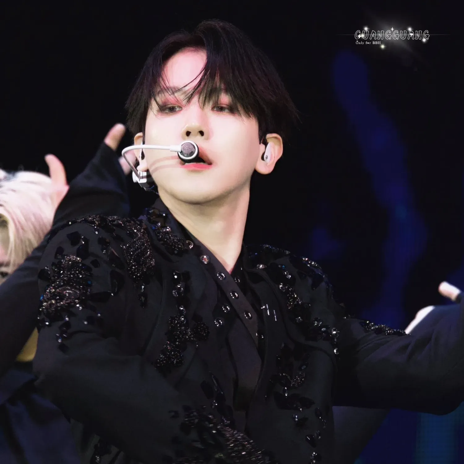 伯賢 (EXO)的幕後花絮