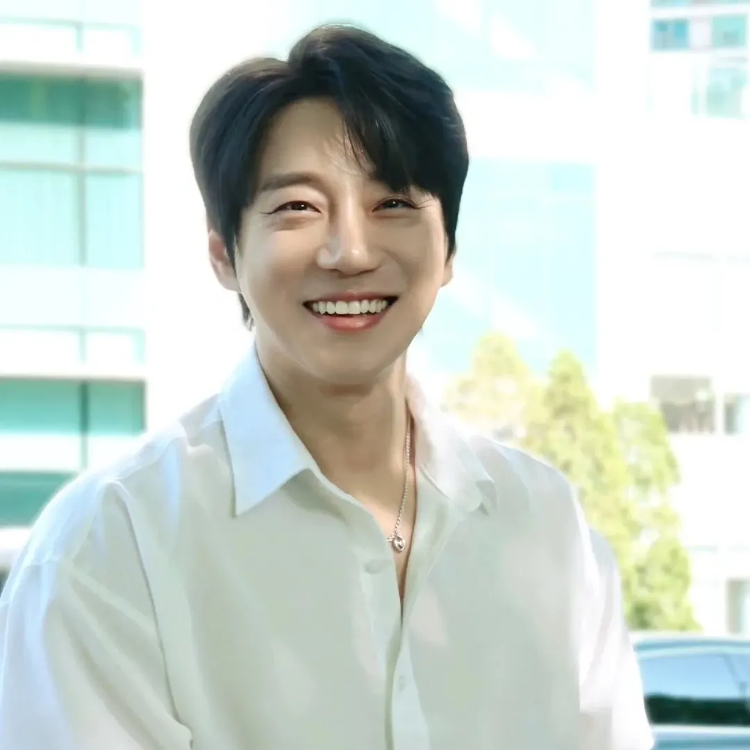 Momen yang diabadikan oleh penggemar Hwang Chiyeol