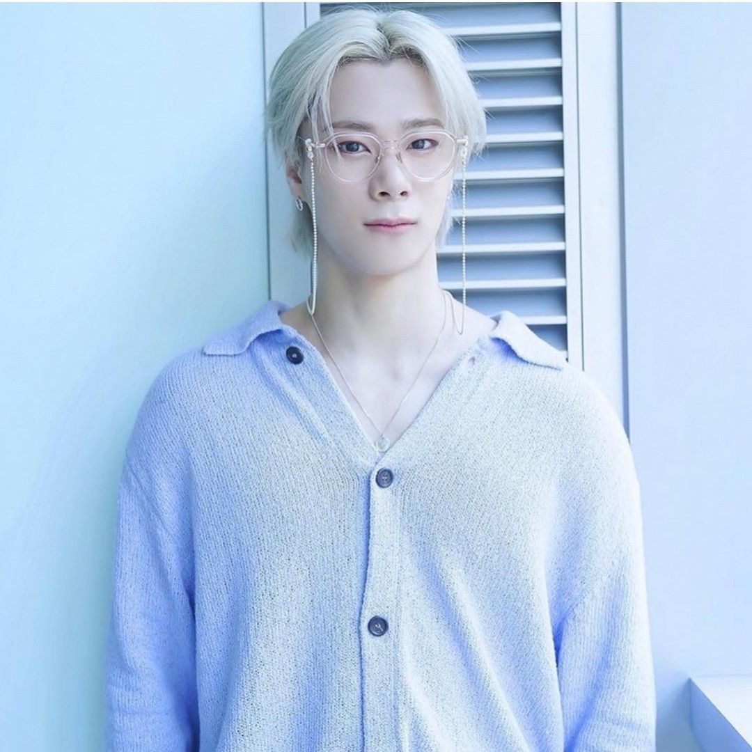 Behind-the-scenes cut of Moonbin (ASTRO)
