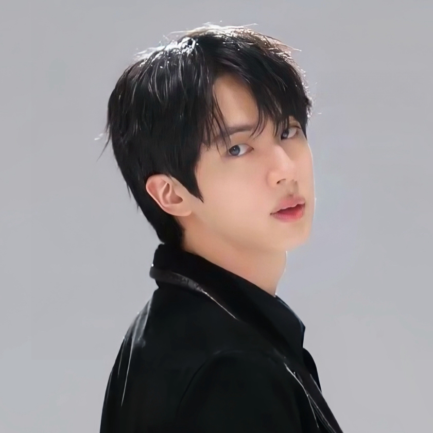 진 (방탄소년단) 최근 활동샷