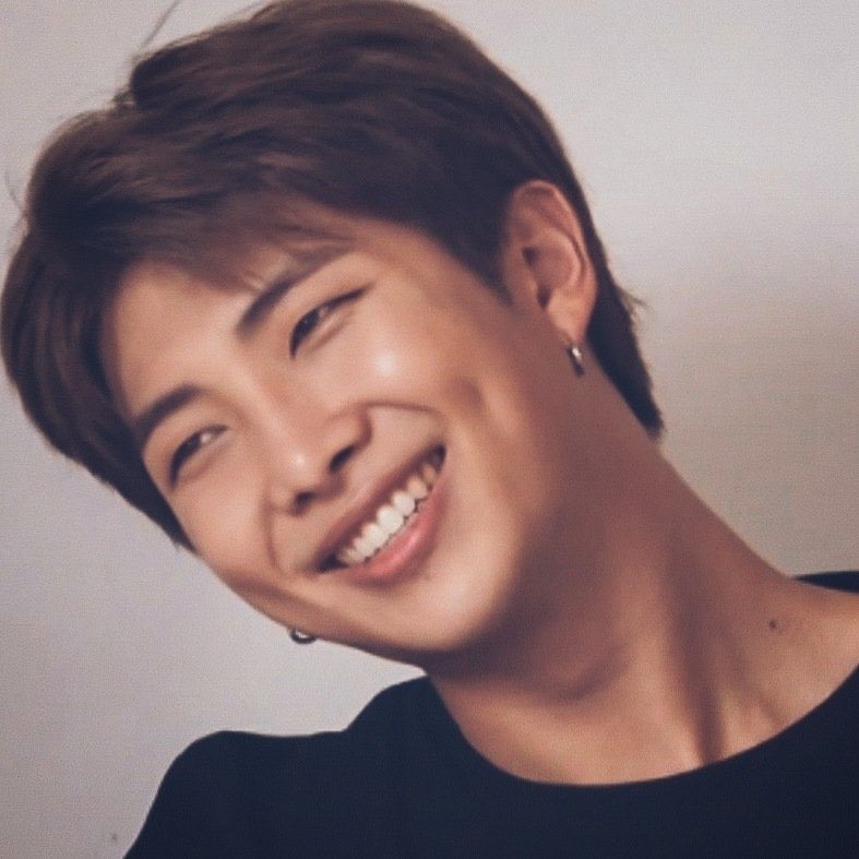 RM (防弹少年团)粉丝拍下的瞬间