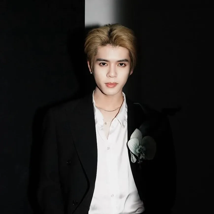 A moment captured by DORN (NexT1DE)'s fan