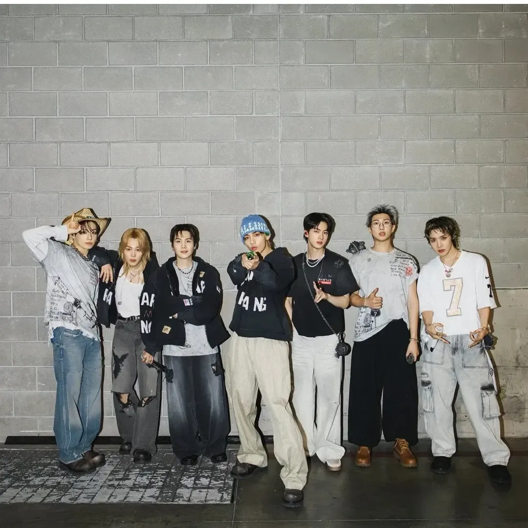 Behind-the-scenes cut of BTS
