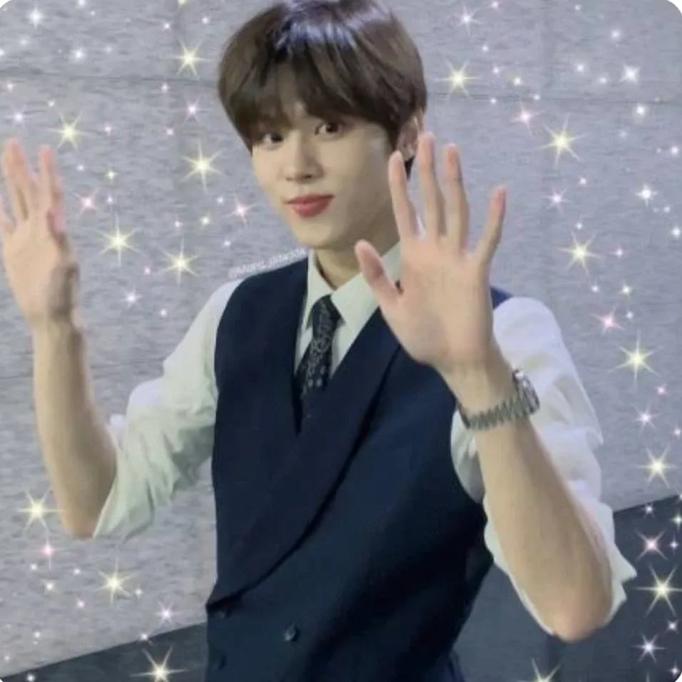 김우석의 최신 사진