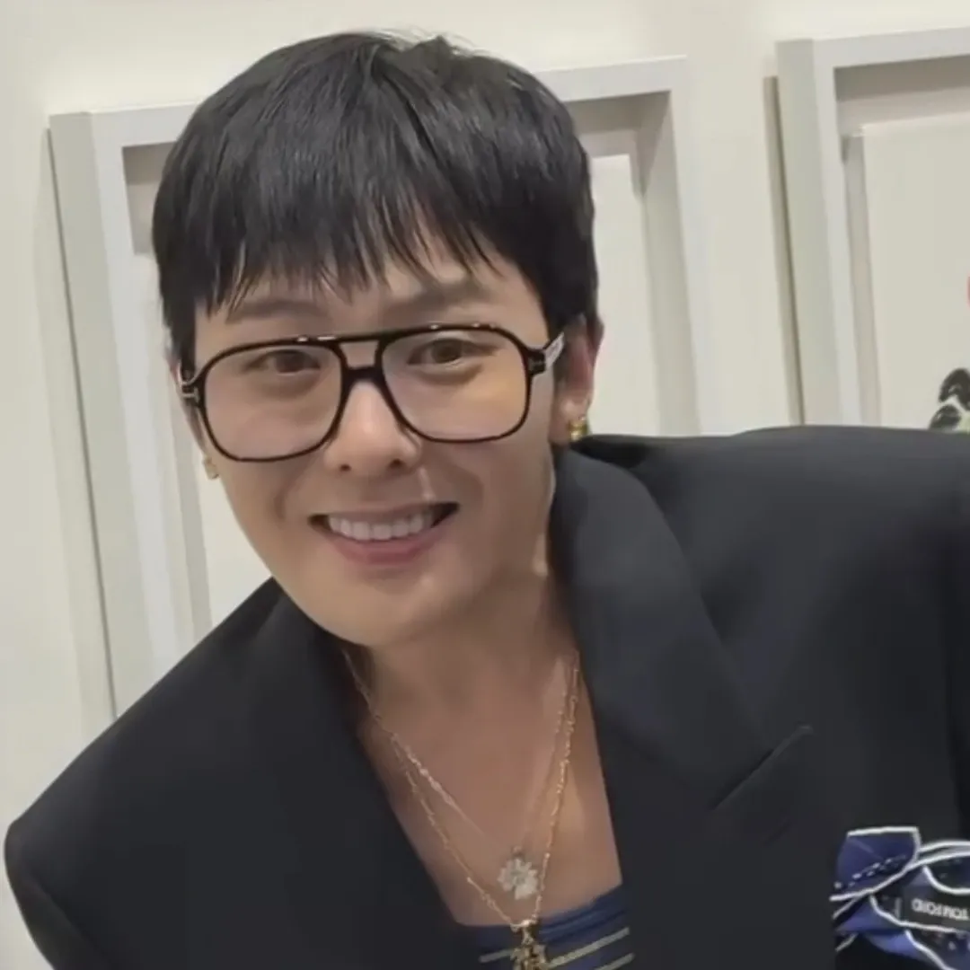 Latest photo of G-DRAGON (BIGBANG)