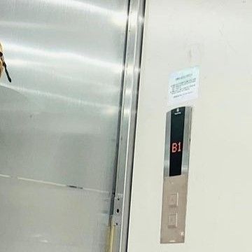 Foto aktivitas terbaru Moonbyul (MAMAMOO)