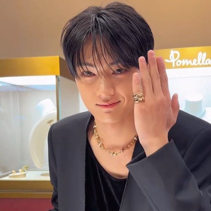 ENHYPEN의 최신 사진