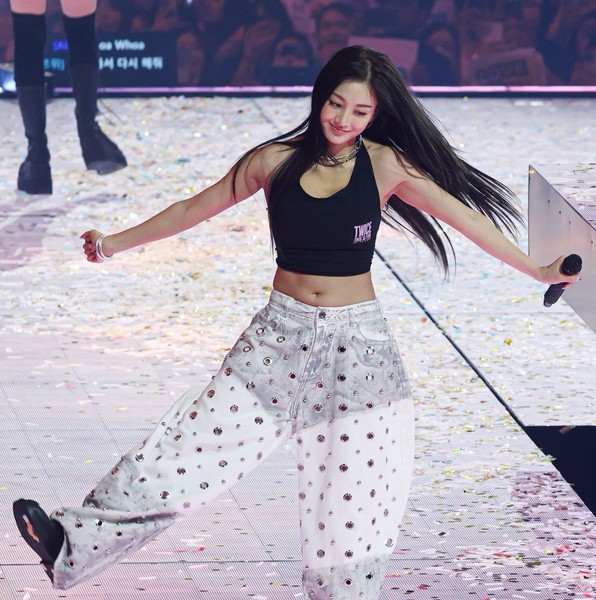 Popular profile image of Jihyo (TWICE) selected by votes