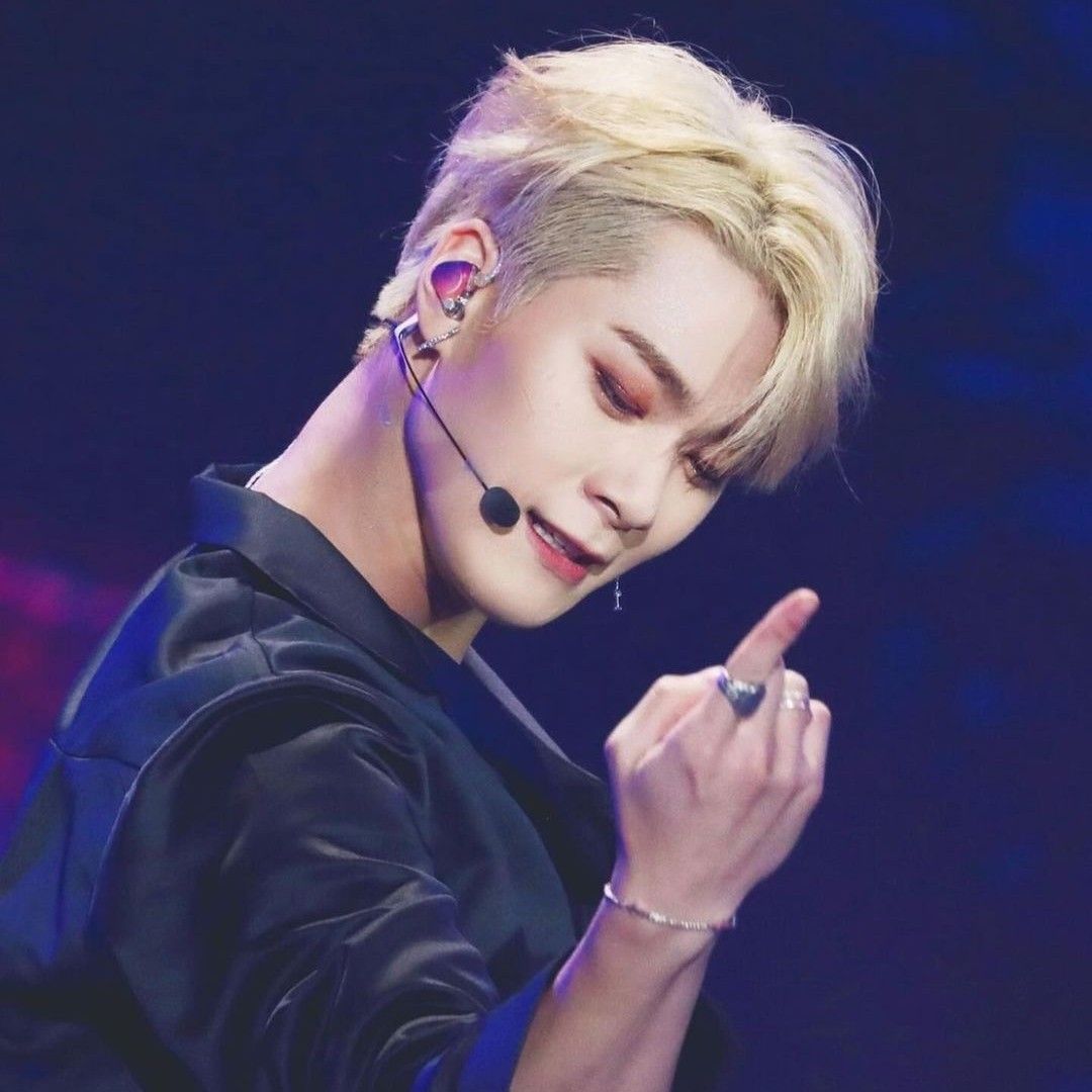 Behind-the-scenes cut of Moonbin (ASTRO)