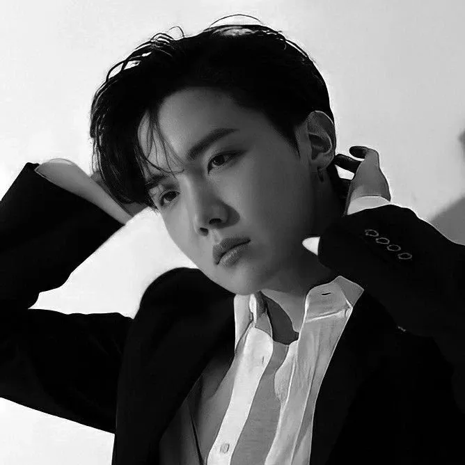 J-hope (防彈少年團)的幕後花絮