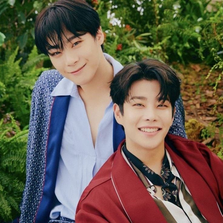 ASTRO的最新照片