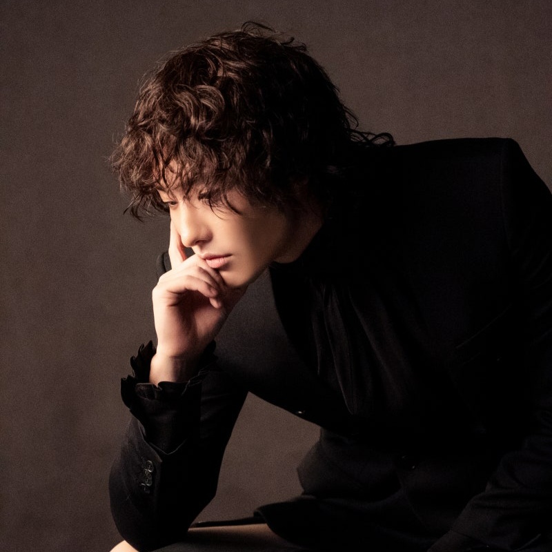 Recent activity shot of WOODZ