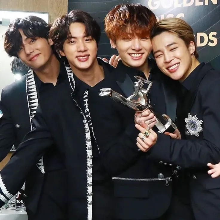 Momen yang diabadikan oleh penggemar BTS