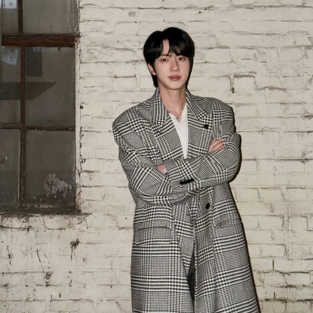 Foto terbaru Jin (BTS)