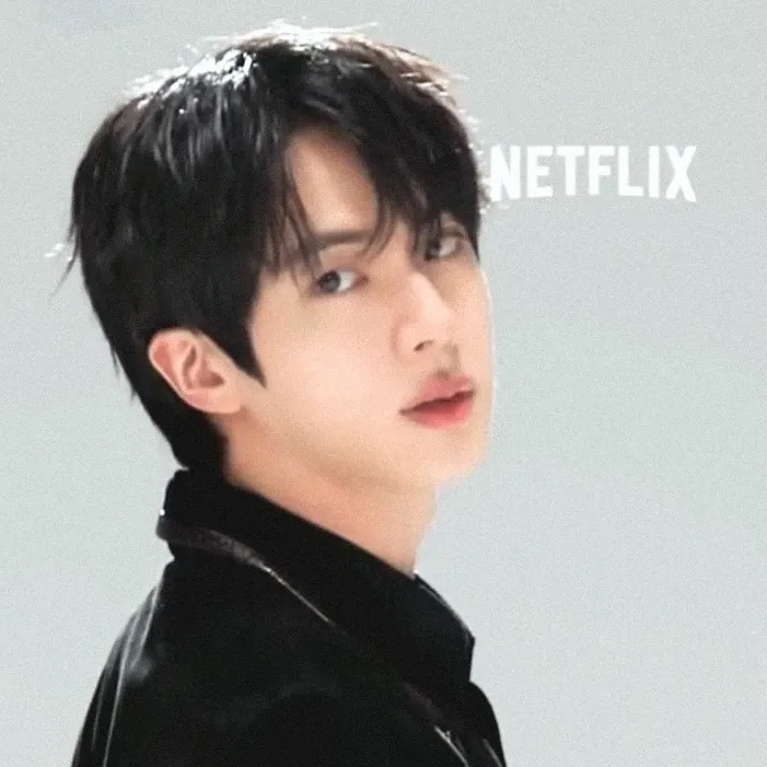 진 (방탄소년단)의 최신 사진