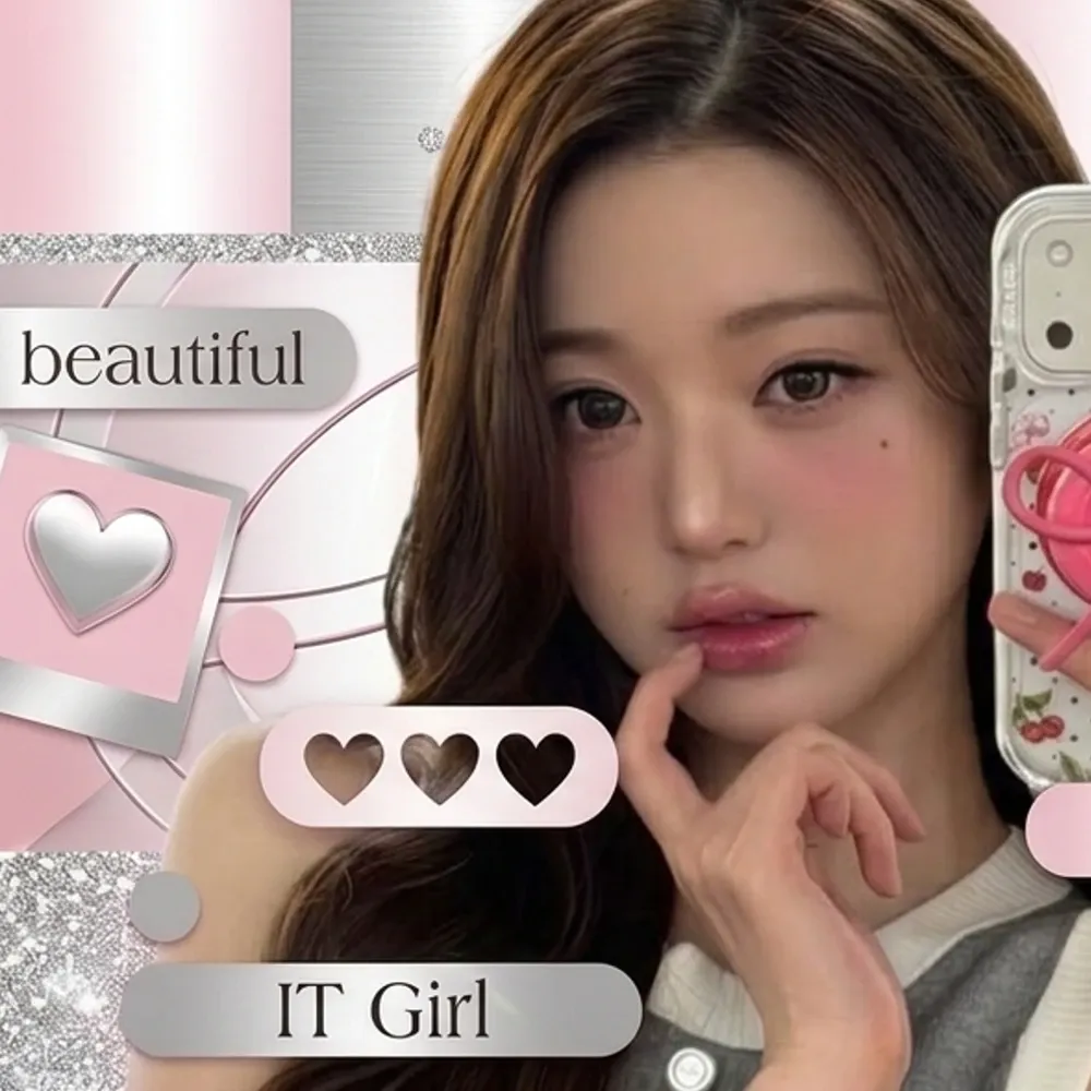 Recent activity shot of Jang Wonyoung (IVE)