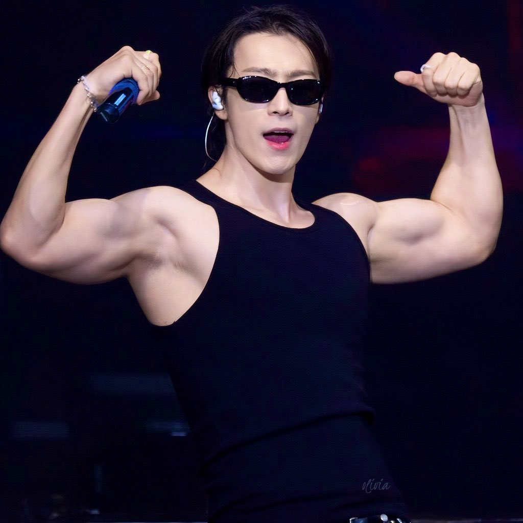 Foto aktivitas terbaru Donghae (Super Junior)
