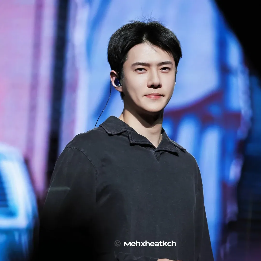 세훈 (EXO) 최근 활동샷
