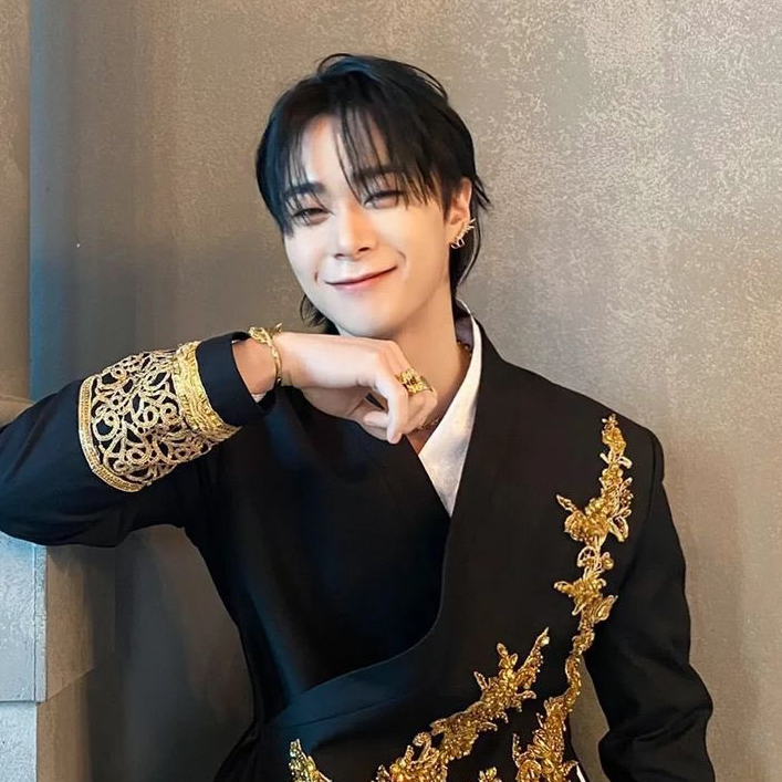 Behind-the-scenes cut of Moonbin (ASTRO)