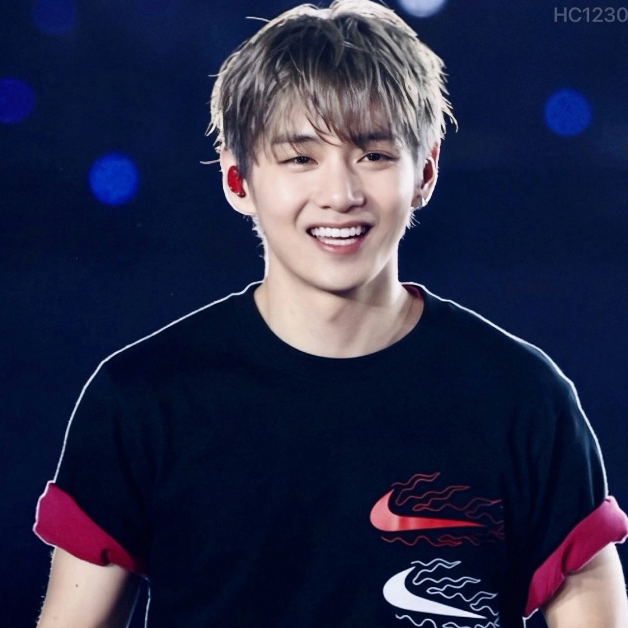 A moment captured by V (BTS)'s fan