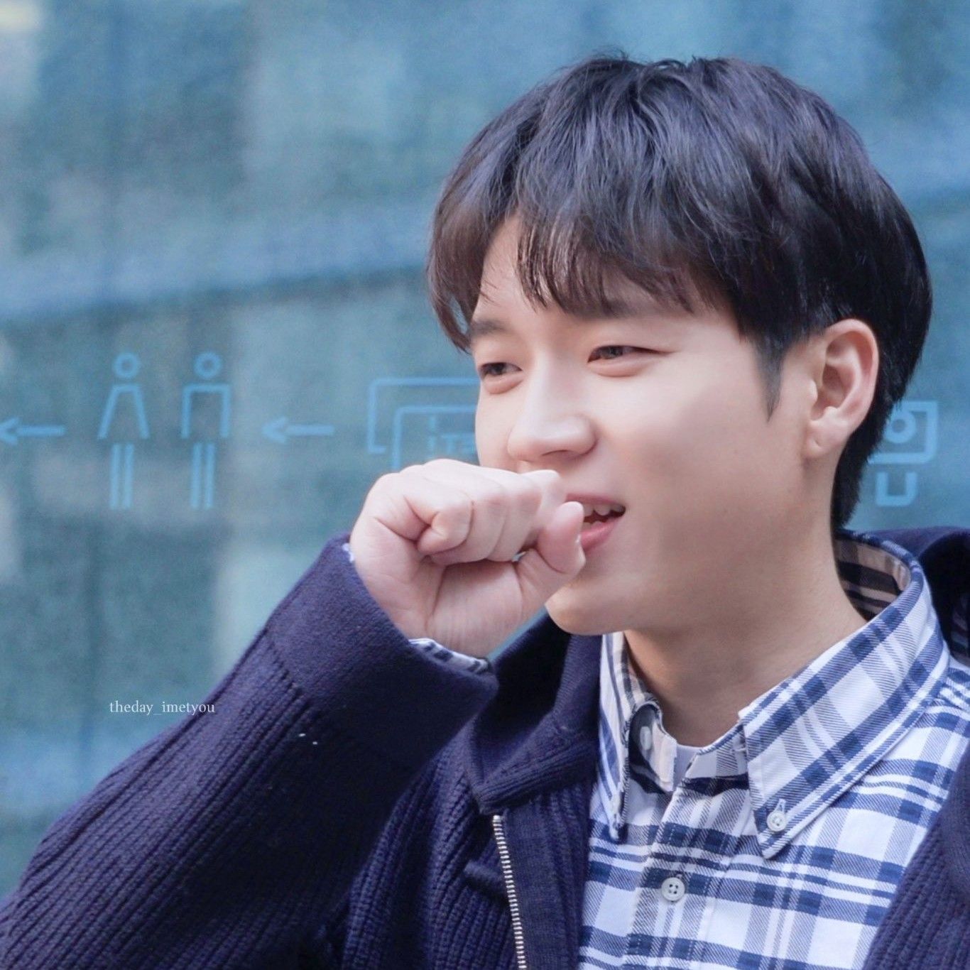 A moment captured by Woohyun (INFINITE)'s fan