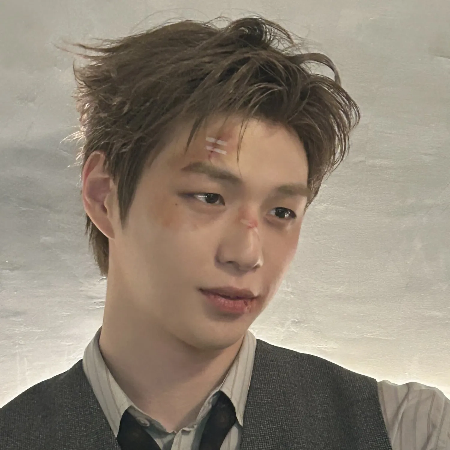 강다니엘의 비하인드 컷