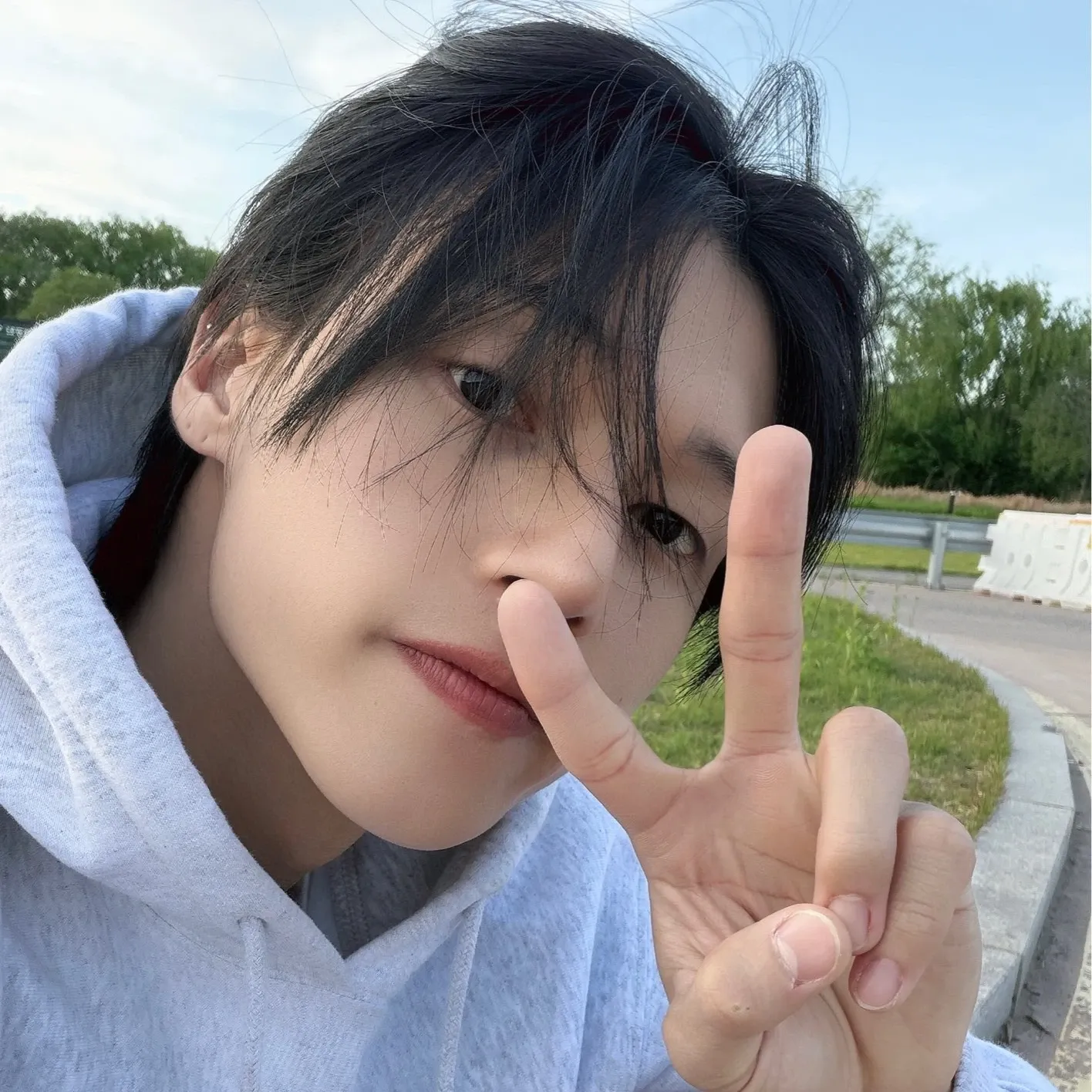 友榮 (ATEEZ)的最新活動照片