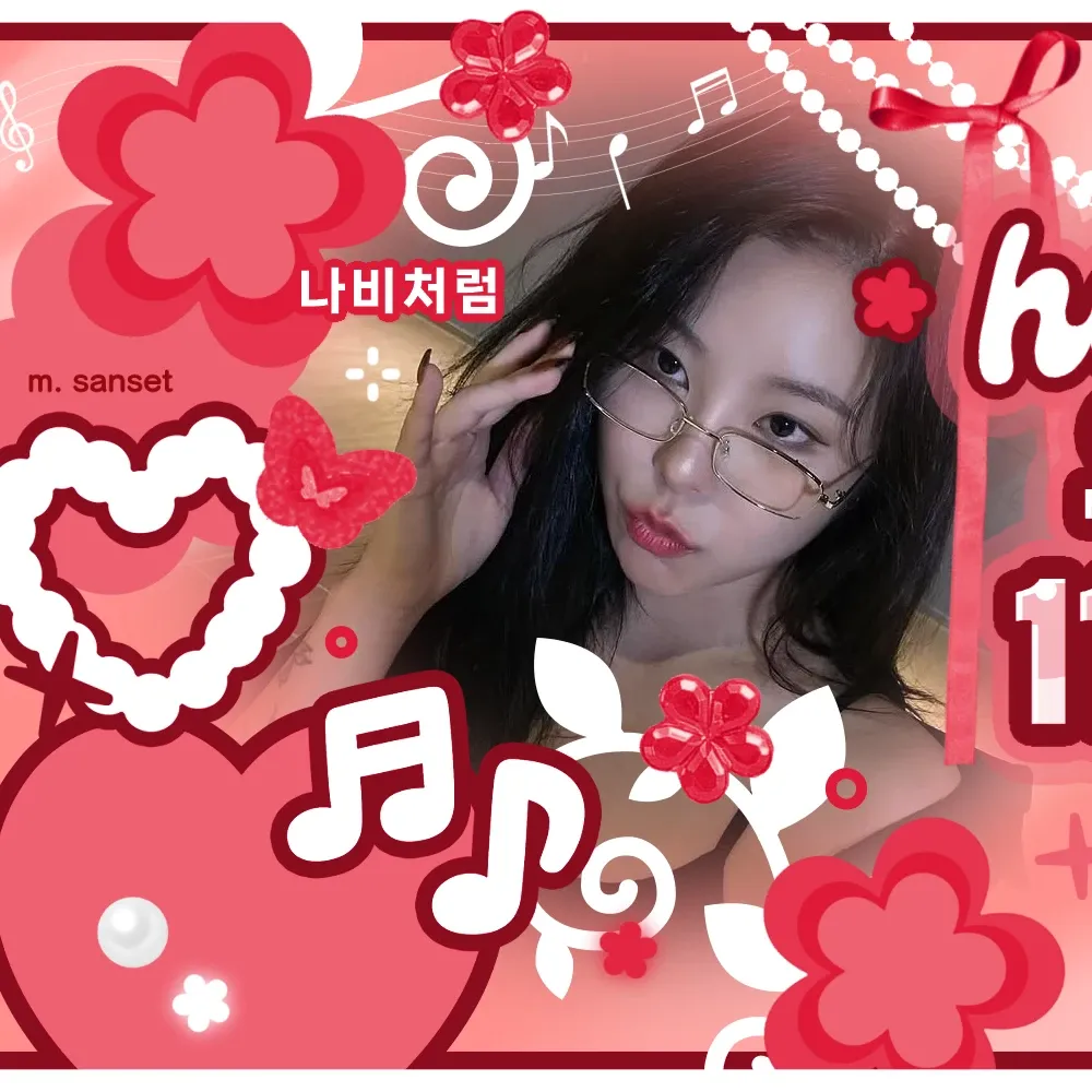 Behind-the-scenes cut of Wheein (MAMAMOO)