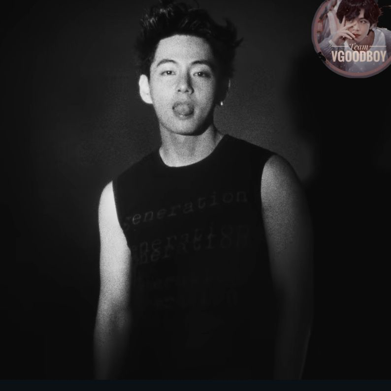 A moment captured by V (BTS)'s fan