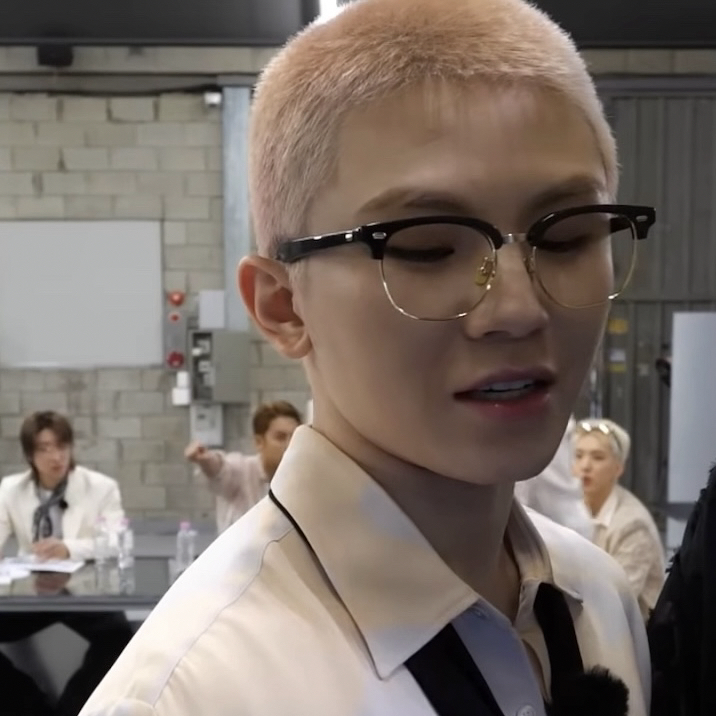 Latest photo of Woozi (SEVENTEEN)