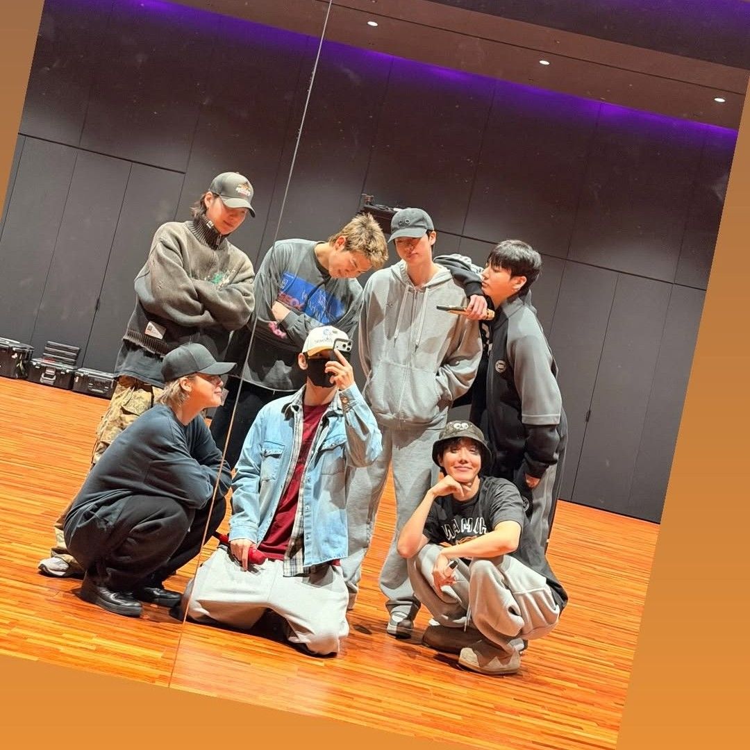 Foto terbaru V (BTS)