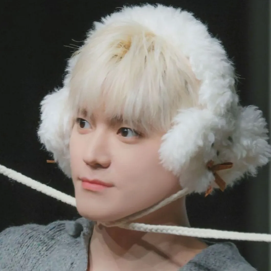 A moment captured by Taeyong (NCT 127)'s fan