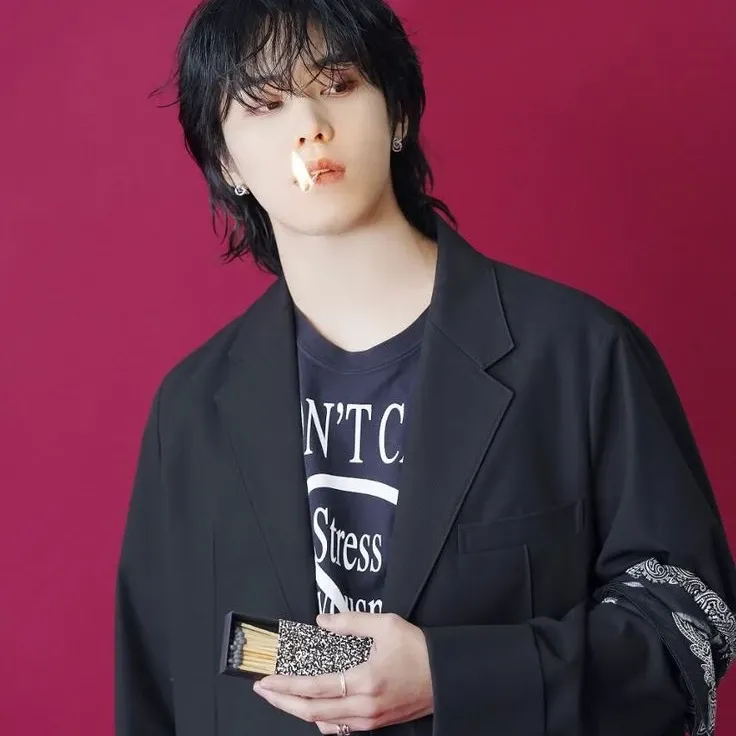 A moment captured by Rocky's fan