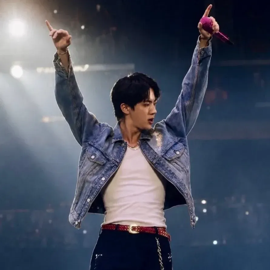 Potret di balik layar Jin (BTS)