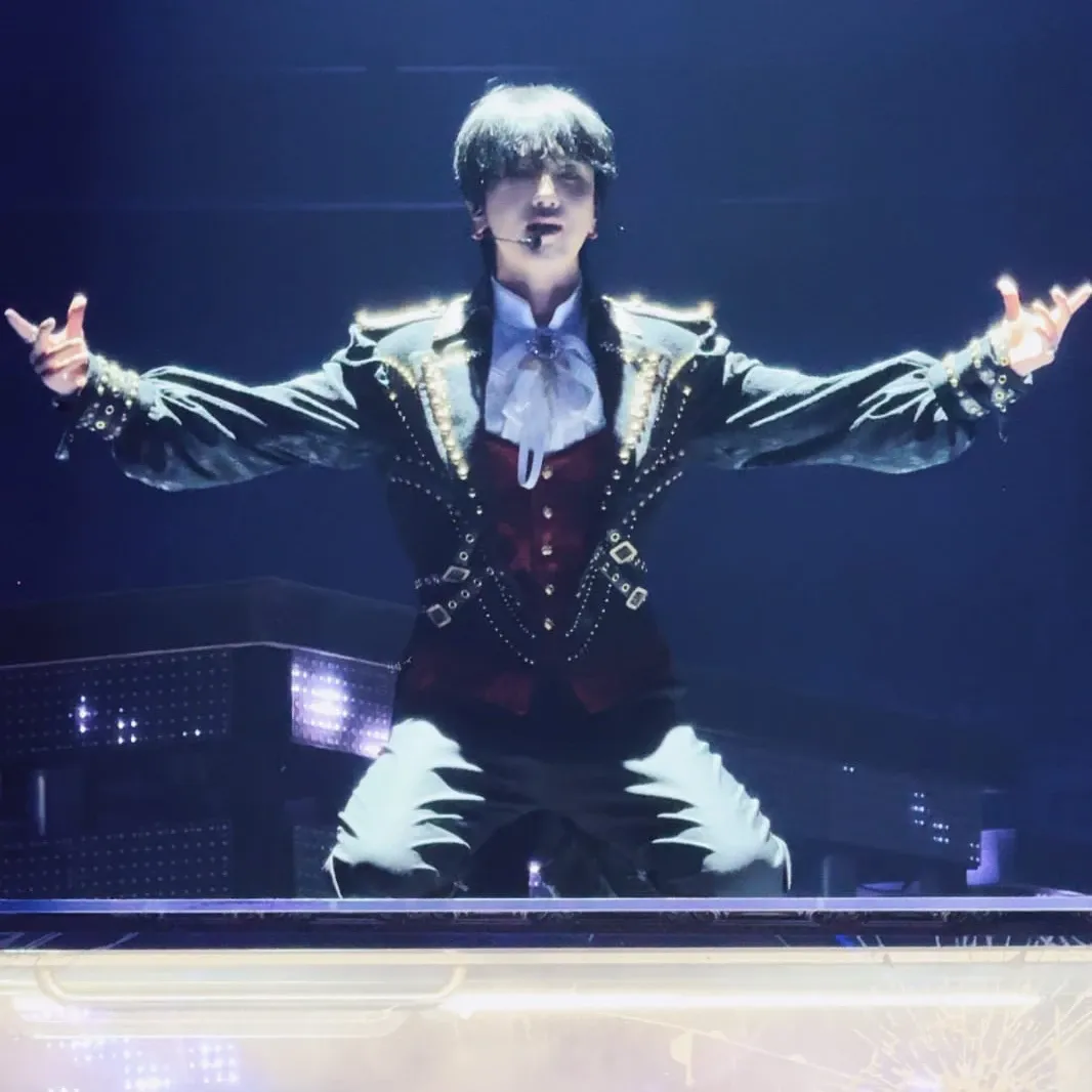 Behind-the-scenes cut of Yesung (Super Junior)