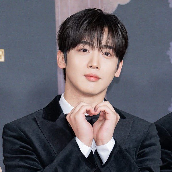 WEi キム・ヨハン ファンダムコミュニティ │ KPOP人気No.1アプリ 最愛ドル
