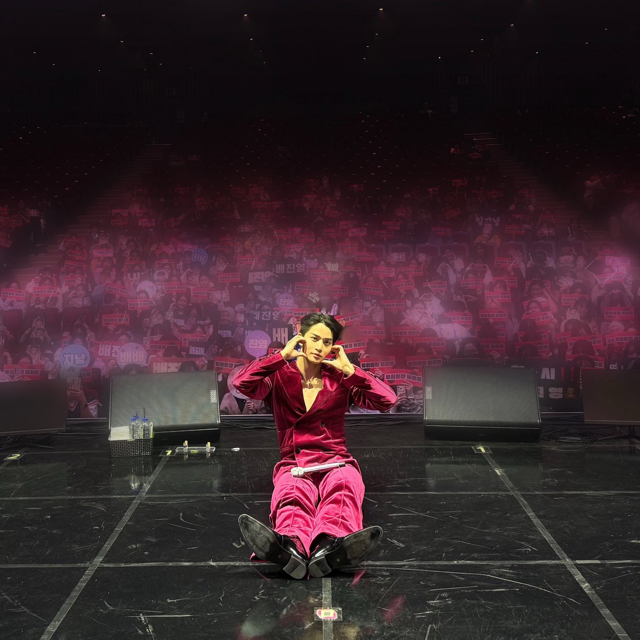 A moment captured by Bae Jinyoung's fan