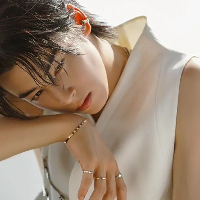 Recent activity shot of Eunwoo (ASTRO)