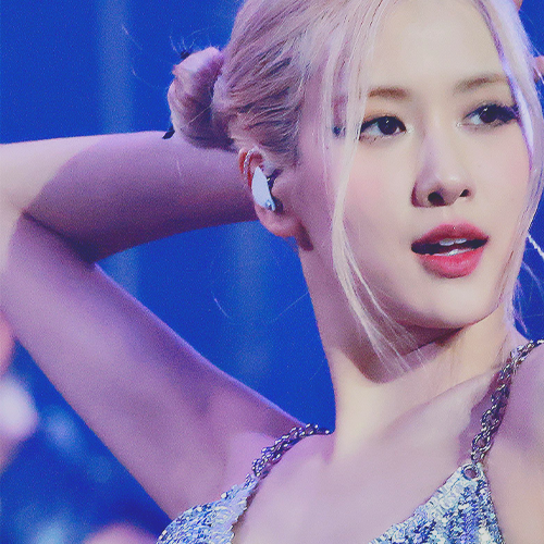 Latest photo of ROSÉ (BLACKPINK)