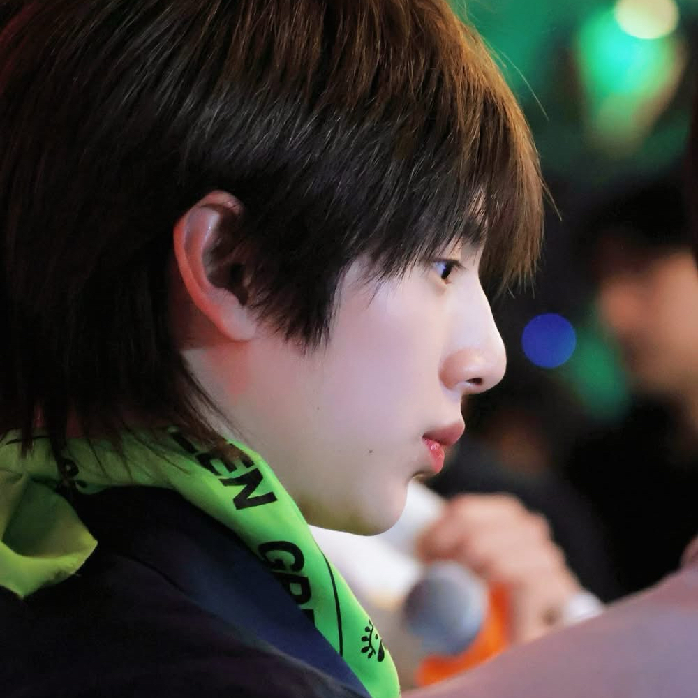 Momen yang diabadikan oleh penggemar Juhoon (CORTIS)