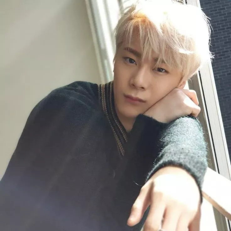 Latest photo of Moonbin (ASTRO)