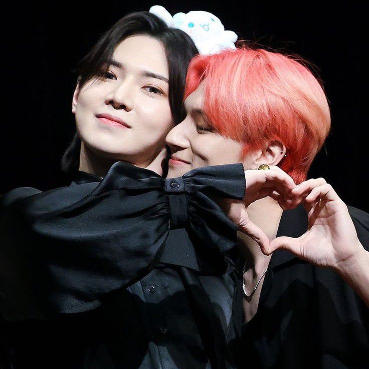 에이티즈 최근 활동샷