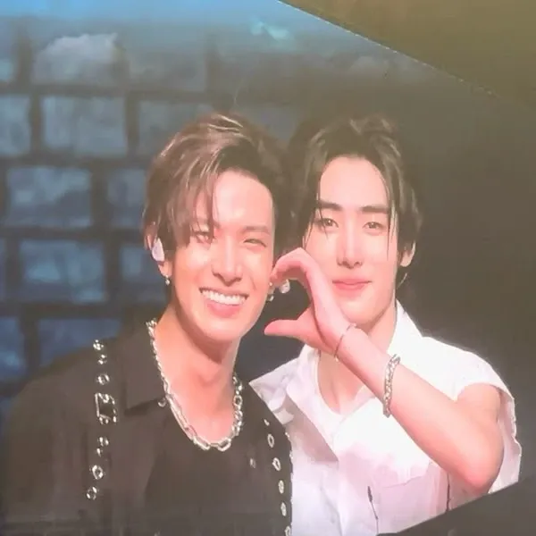 ENHYPEN의 최신 사진