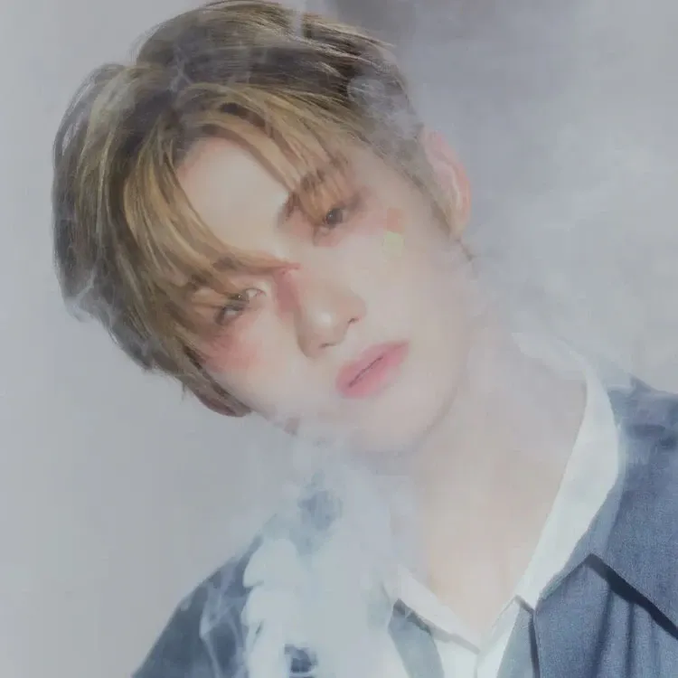 Recent activity shot of Jihoon (TWS)
