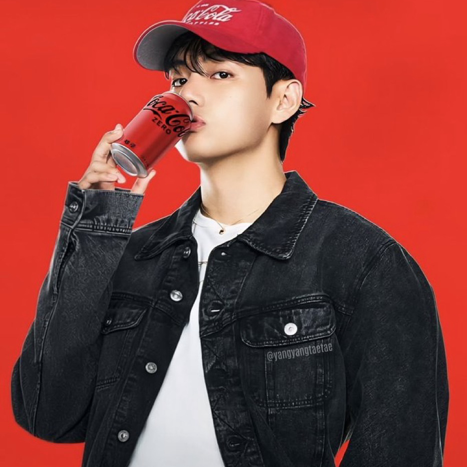 뷔 (방탄소년단)의 비하인드 컷