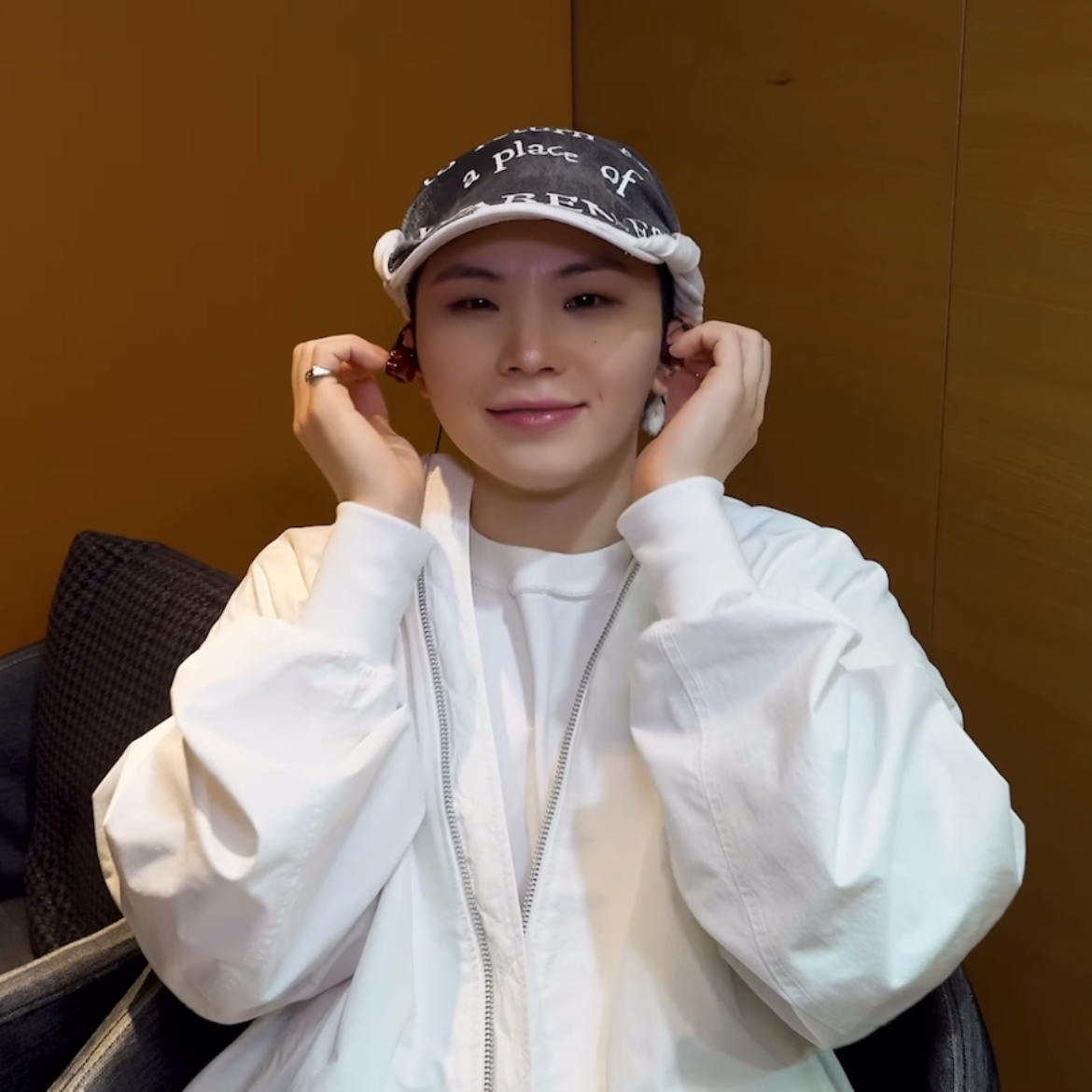 Latest photo of Woozi (SEVENTEEN)